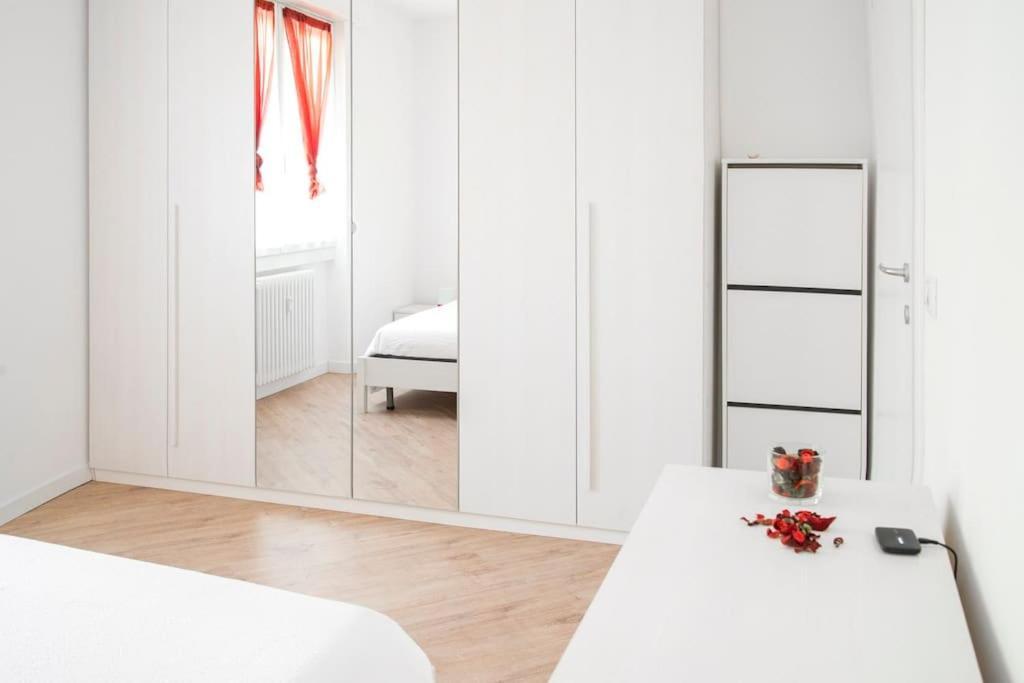 B&B Gocciadoro 26 Nuovo, Climatizzato, Zona Ospedale, Posto Auto トレント エクステリア 写真